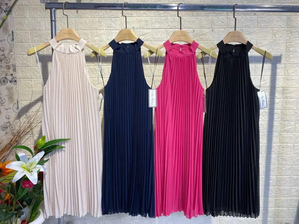 Elegantes ärmelloses Sommerkleid mit Falten für Damen (Einheitsgröße S/M) ITALIAN FASHION IMPGM2422159