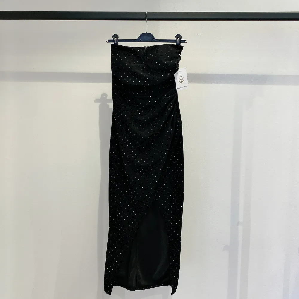 Langes, elegantes, trägerloses Damenkleid (Einheitsgröße S/M) ITALIAN FASHION IMPMD23333