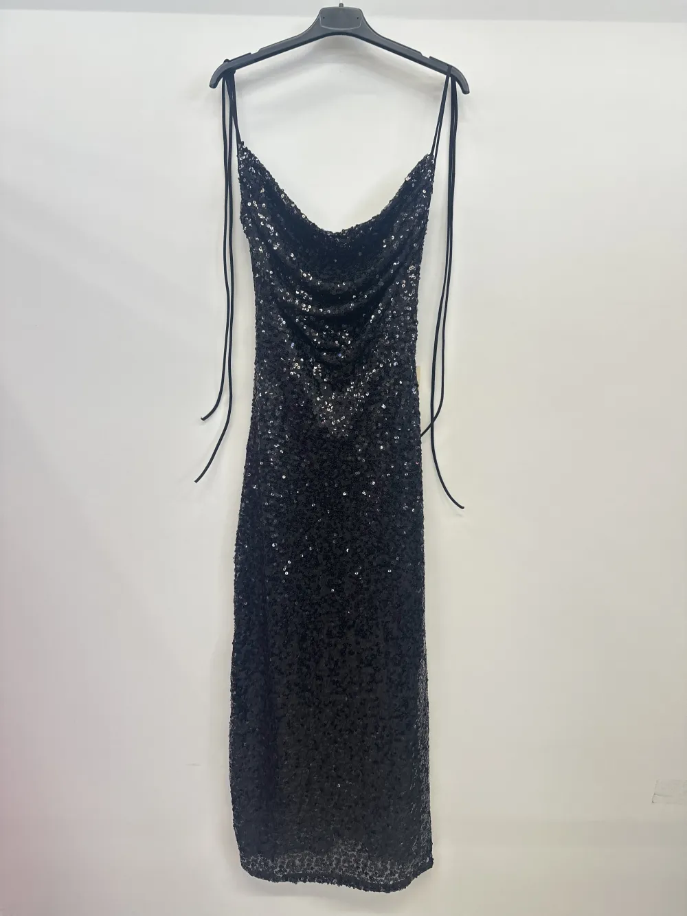 Langes elegantes Pailletten-Partykleid mit Trägern für Damen (S/M/L EINHEITSGRÖSSE) ITALIAN FASHION IMPSH2583785