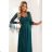 655-2 Ein langes, schimmerndes Kleid mit tiefem Ausschnitt und transparenten Ärmeln – smaragdgrün