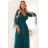 655-2 Ein langes, schimmerndes Kleid mit tiefem Ausschnitt und transparenten Ärmeln – smaragdgrün