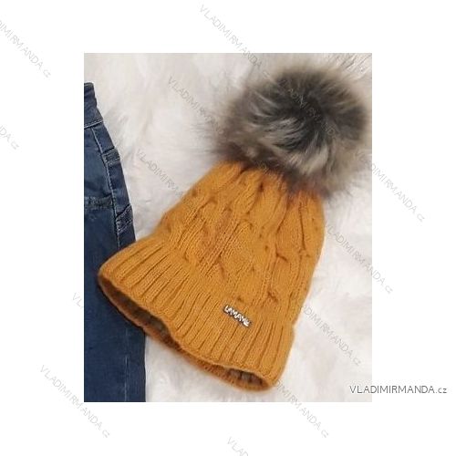 Damen Wintermütze mit Flachs isoliert POLEN POL118243
