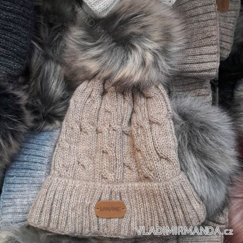 Damen Winterjacke von LAMAME POLAND POL118270 isoliert