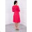 Kleid mit Ausschnitt unter der Büste Fuchsia