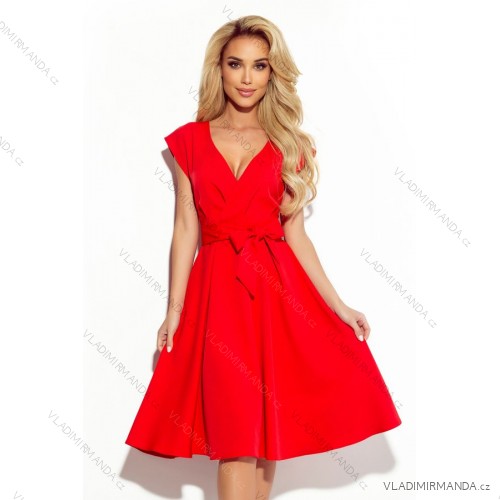 348-4 SCARLETT - ausgestelltes Kleid mit Ausschnitt - rot