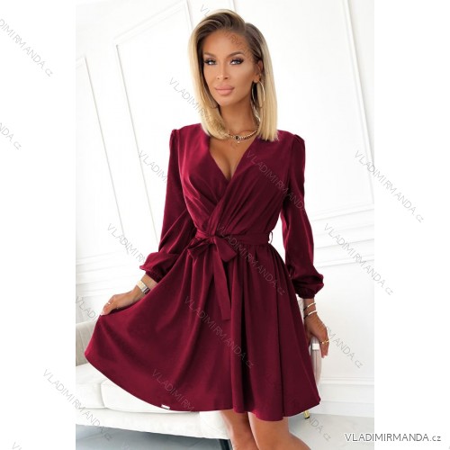 339-3 BINDY Feminines Kleid mit Ausschnitt - Burgund