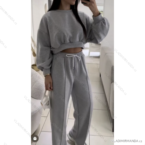Set aus langärmliger Jogginghose und Sweatshirt für Damen (Einheitsgröße S/M) ITALIAN FASHION IMPMG237845-3742